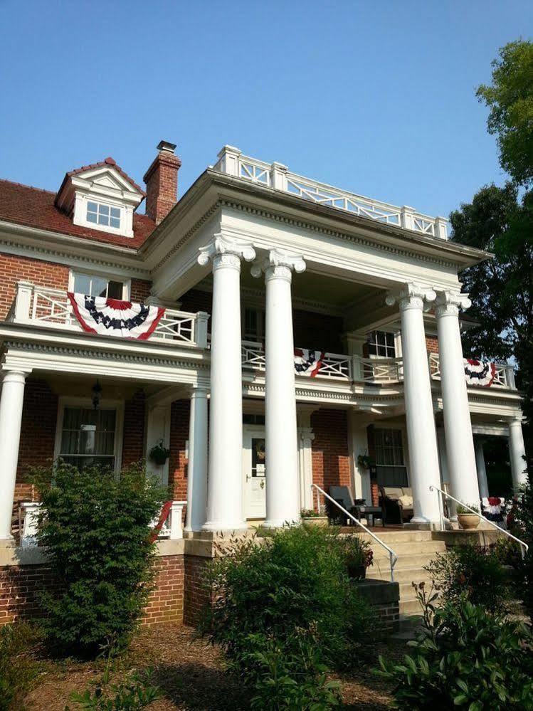 Boxley Place Inn Louisa Exterior foto
